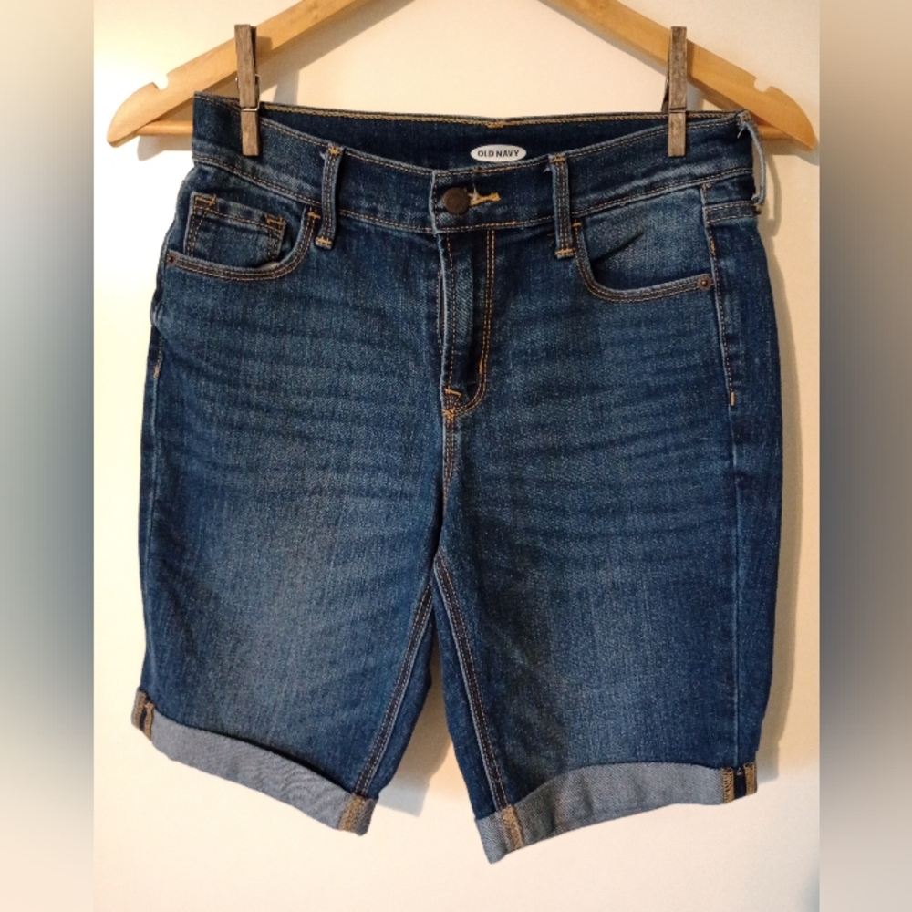 Old Navy Dark Denim Shorts NWOT Size 0